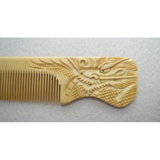 Japanese Satsuma Boxwood Comb with Carving for Men