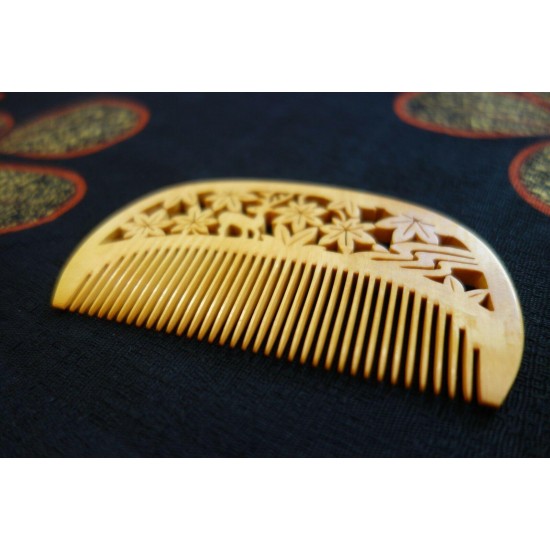 Japanese hair comb Tsuge Boxwood Deer and Maples design handmade JAPAN F/S