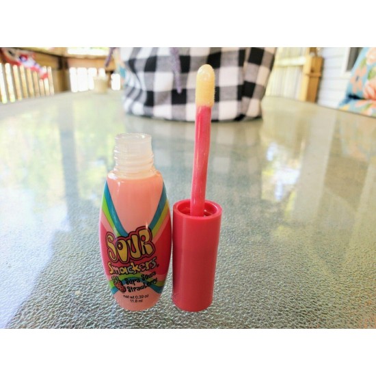 Rare Lip Smacker Sour smackers!!  Supa sowa strawberry. Never used! VHTF!!